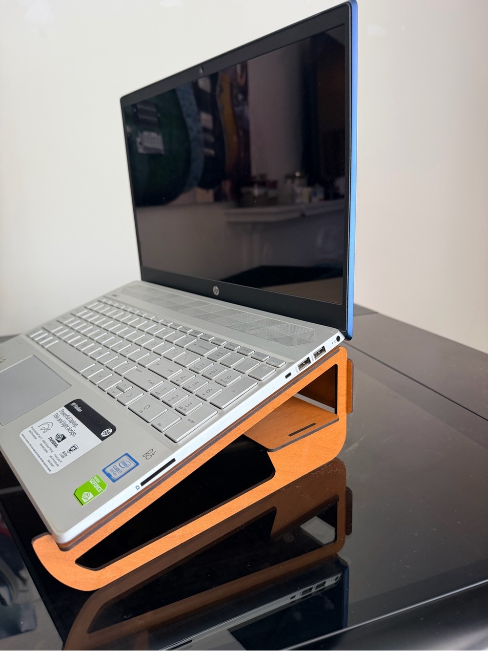 Hand crafted by me wood laptop stand customizable laptop size shown 14”x9” - Picture 4 of 7